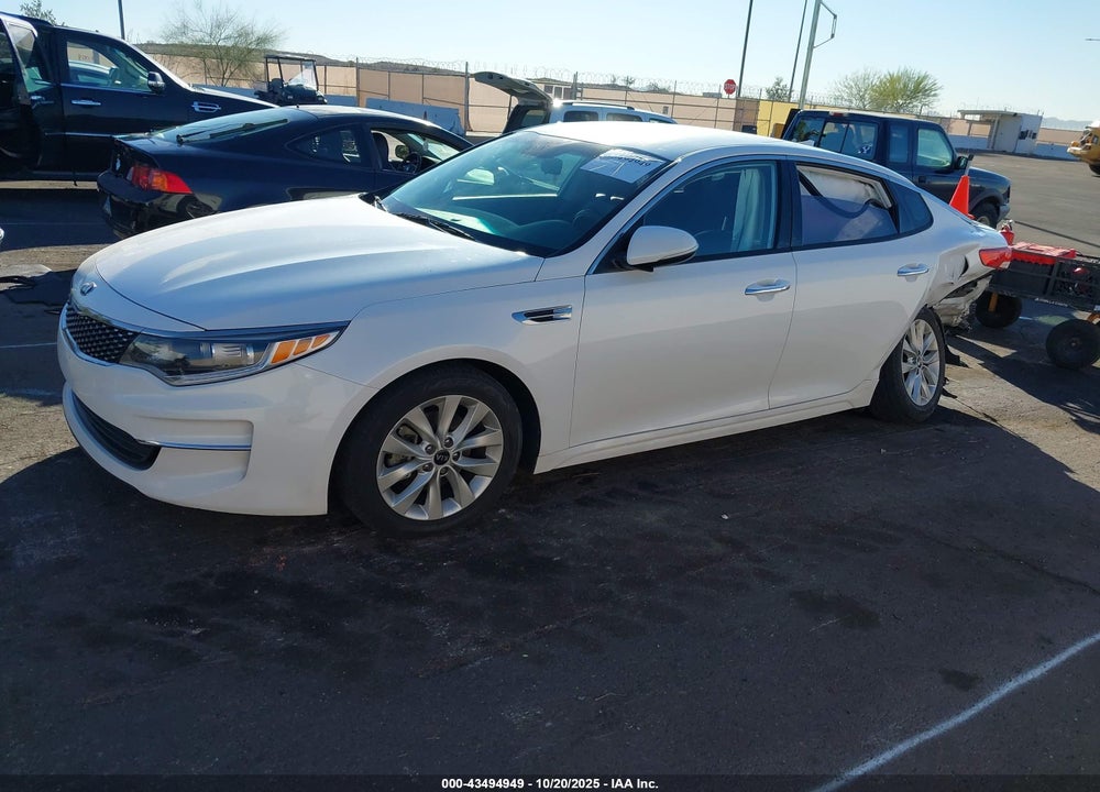 2018 KIA OPTIMA EX VIN: 5XXGU4L33JG271389