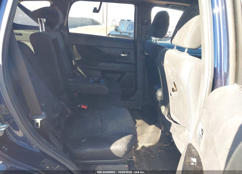 2018 MITSUBISHI OUTLANDER VIN: JA4AD3A30JZ060225