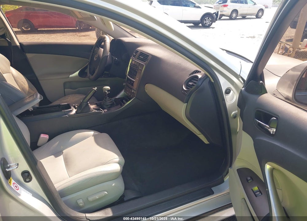 2008 LEXUS IS 250 VIN: JTHBK262382061509