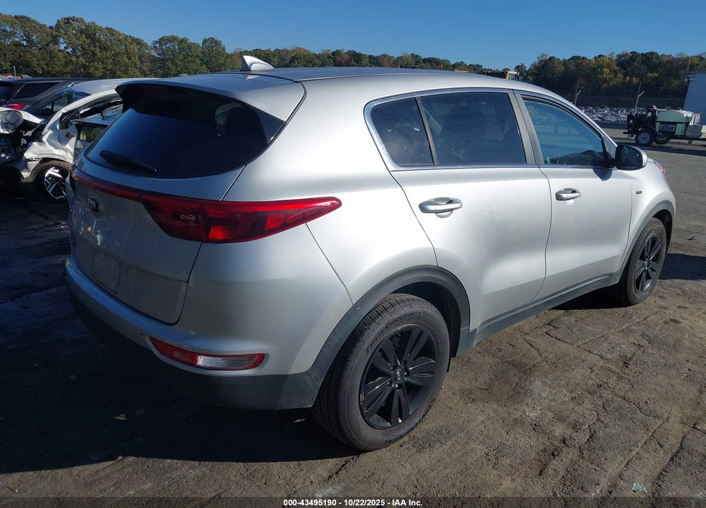 2017 KIA SPORTAGE LX VIN: KNDPMCAC2H7131642