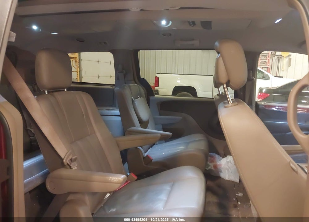 2016 CHRYSLER TOWN & COUNTRY TOURING VIN: 2C4RC1BG9GR213706