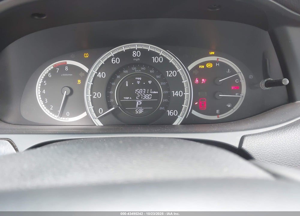 2015 HONDA ACCORD VIN: 1HGCR3F82FA016982