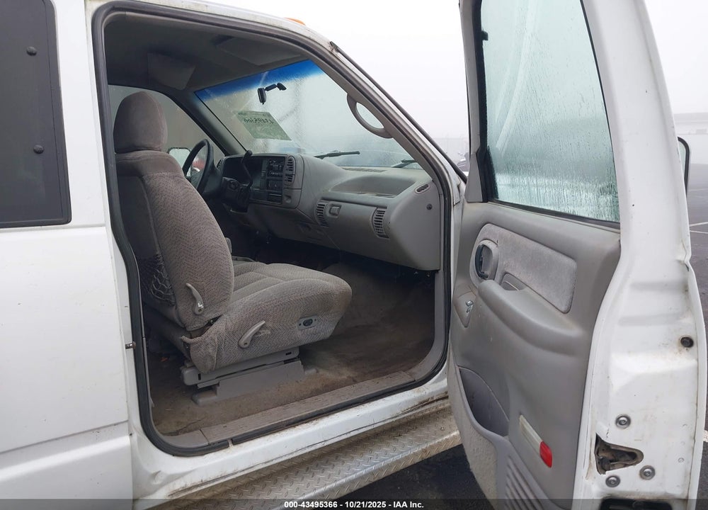 1996 CHEVROLET GMT-400 C3500 VIN: 1GCHC39R0TE203779