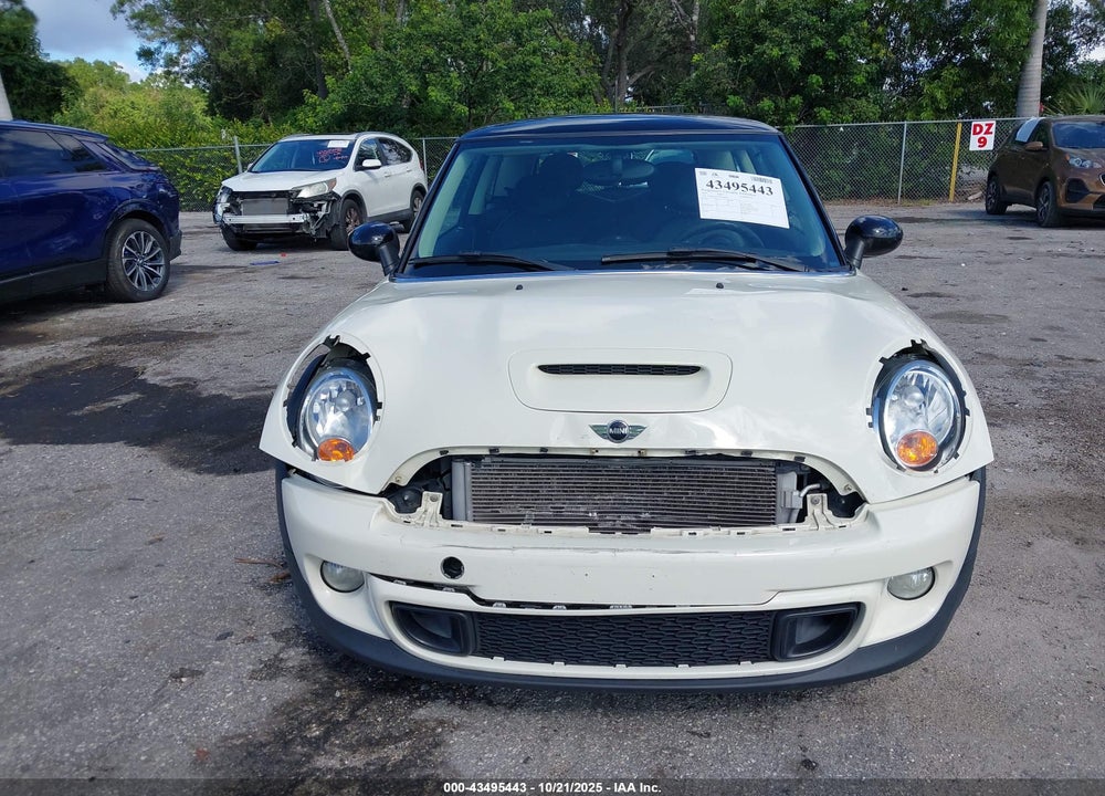 2013 MINI HARDTOP VIN: WMWSV3C59DT388625
