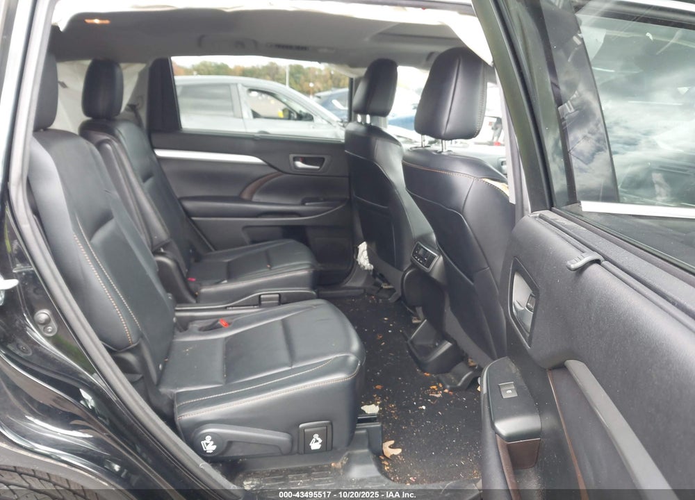 2016 TOYOTA HIGHLANDER XLE V6 VIN: 5TDJKRFH1GS500997