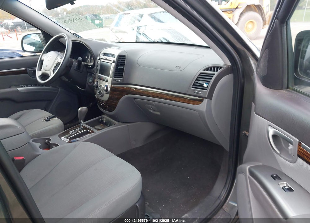2010 HYUNDAI SANTA FE VIN: 5NMSGDAB2AH404379