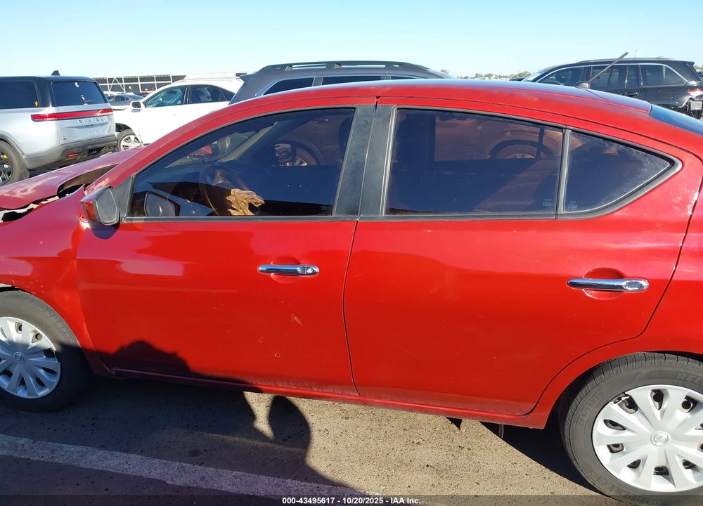 2019 NISSAN VERSA 1.6 SV VIN: 3N1CN7AP1KL821247