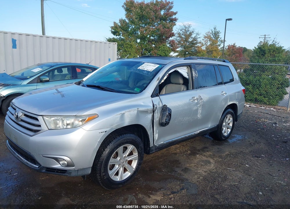 2011 TOYOTA HIGHLANDER VIN: 5TDBK3EH6BS044846