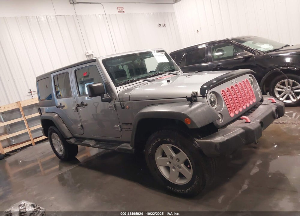 2014 JEEP WRANGLER UNLIMITED SPORT VIN: 1C4BJWDG7EL312368
