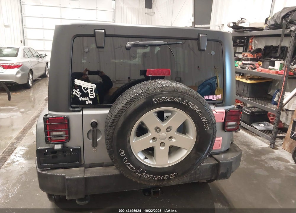 2014 JEEP WRANGLER UNLIMITED SPORT VIN: 1C4BJWDG7EL312368