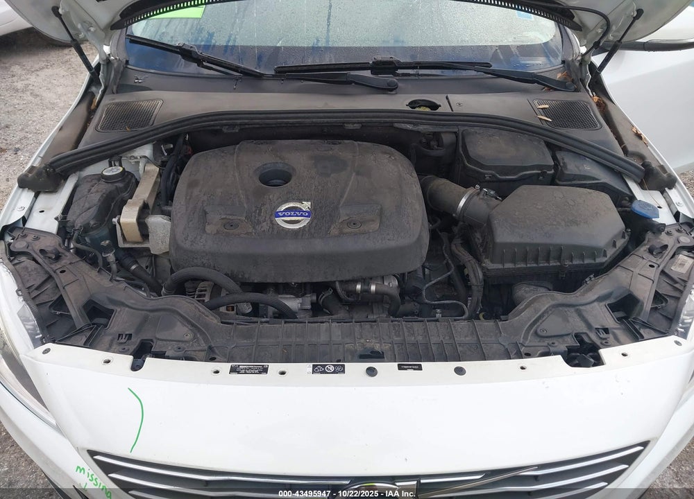 2015 VOLVO S60 VIN: YV126MFK5F1344511