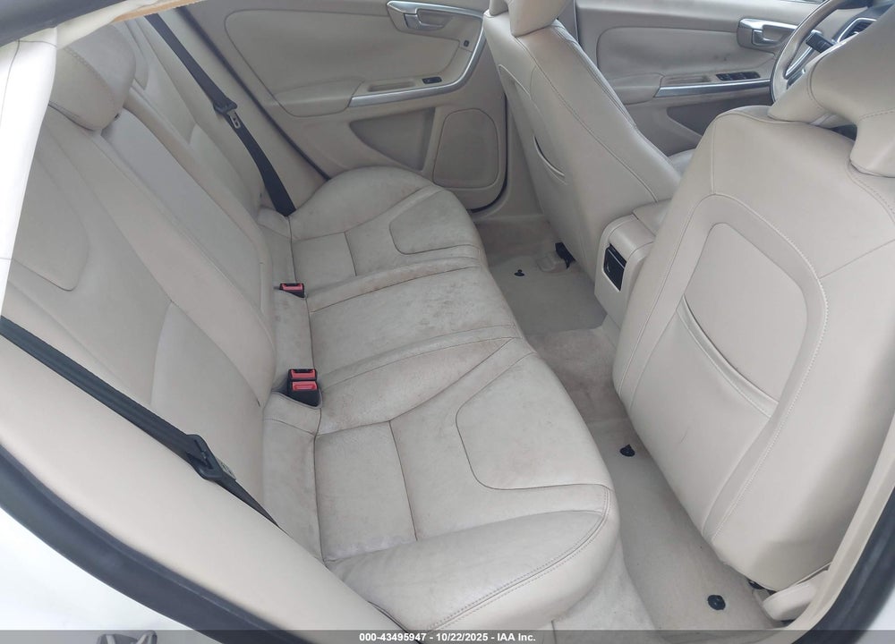 2015 VOLVO S60 VIN: YV126MFK5F1344511