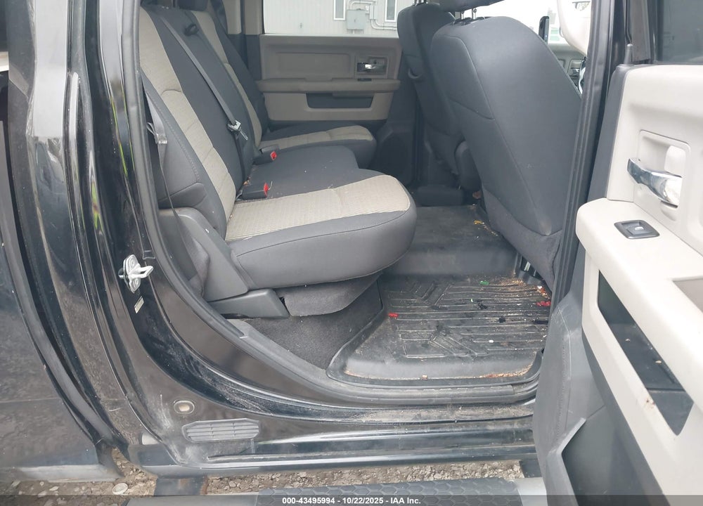2012 RAM 1500 SLT VIN: 1C6RD7LTXCS105526