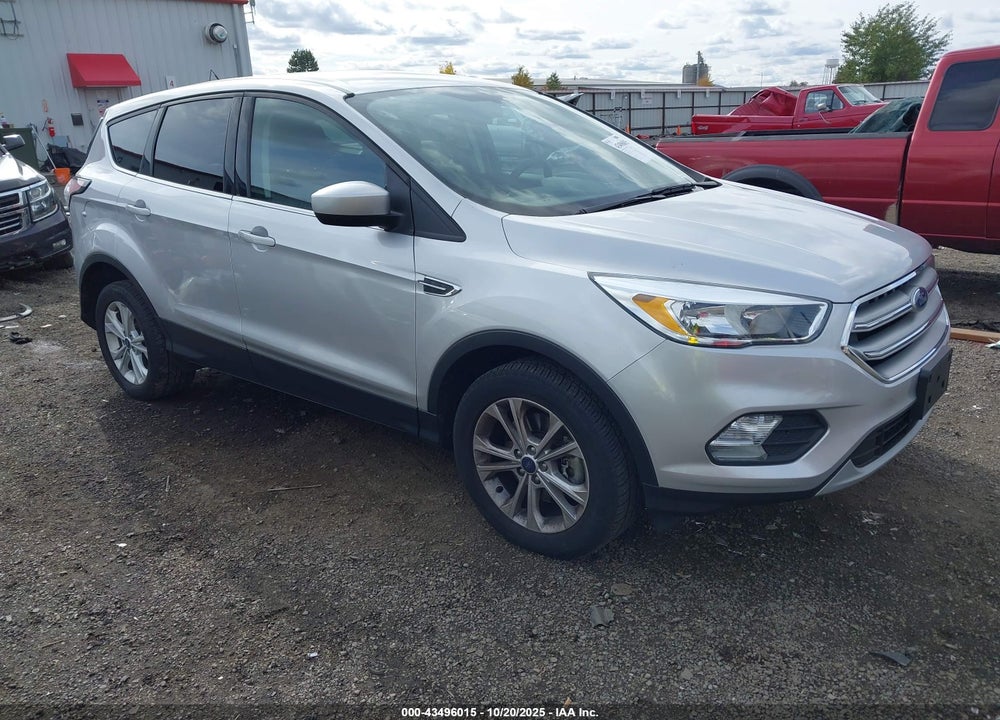2017 FORD ESCAPE SE VIN: 1FMCU9G98HUC03373