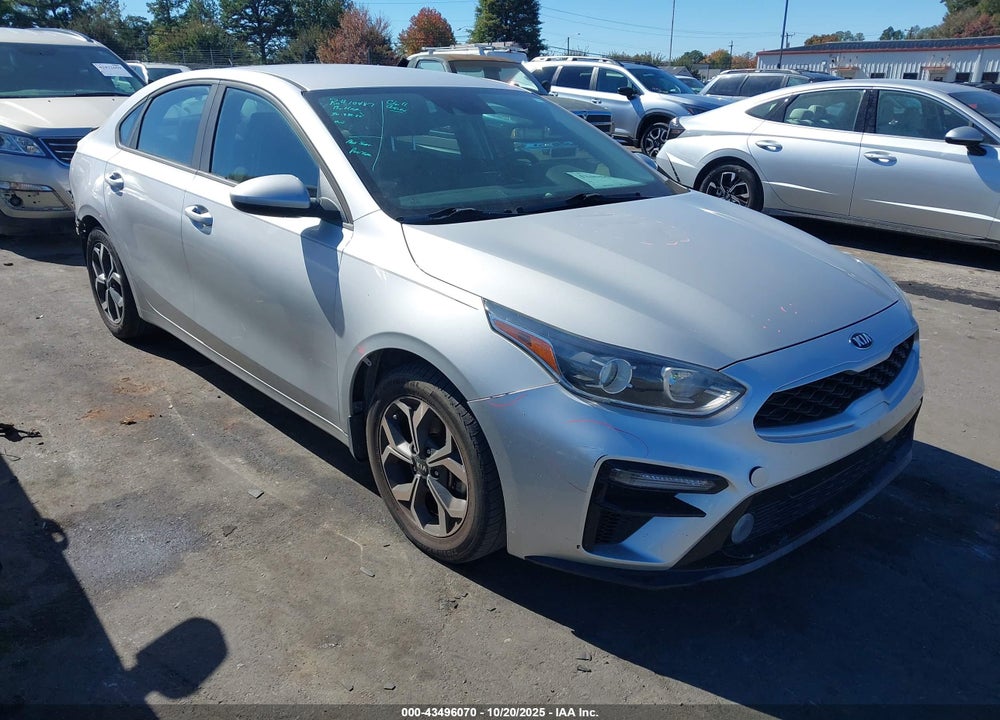 2019 KIA FORTE LXS VIN: 3KPF24AD3KE130877
