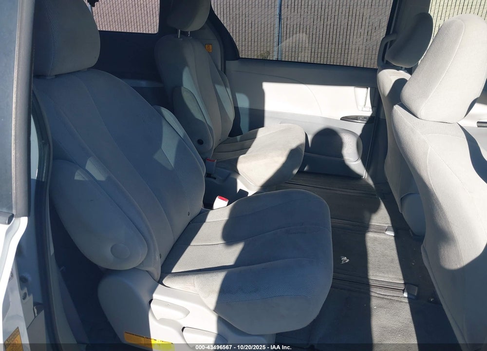 2013 TOYOTA SIENNA L V6 7 PASSENGER VIN: 5TDZK3DC4DS357028