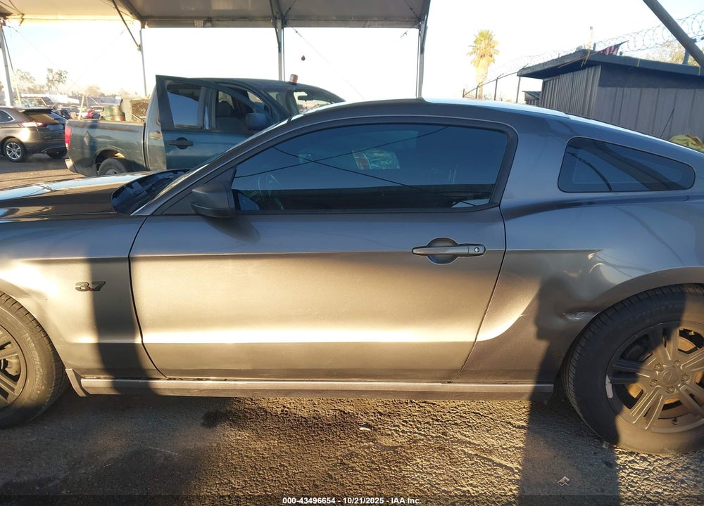 2014 FORD MUSTANG VIN: 1ZVBP8AMXE5333317