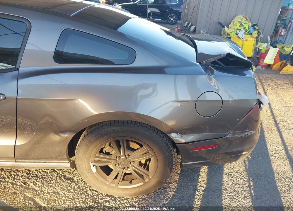 2014 FORD MUSTANG VIN: 1ZVBP8AMXE5333317