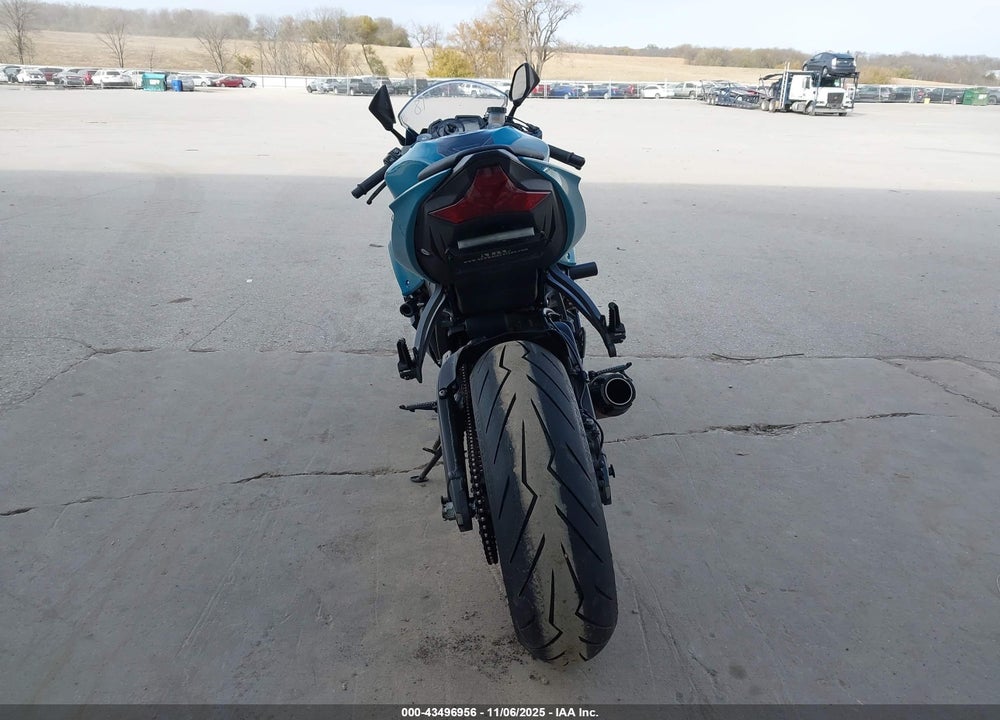 2021 KAWASAKI ZX636 K VIN: JKBZXJH18MA008665