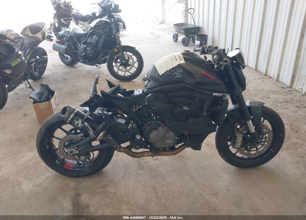 2021 DUCATI MONSTER VIN: ZDMMAMDTXMB001164