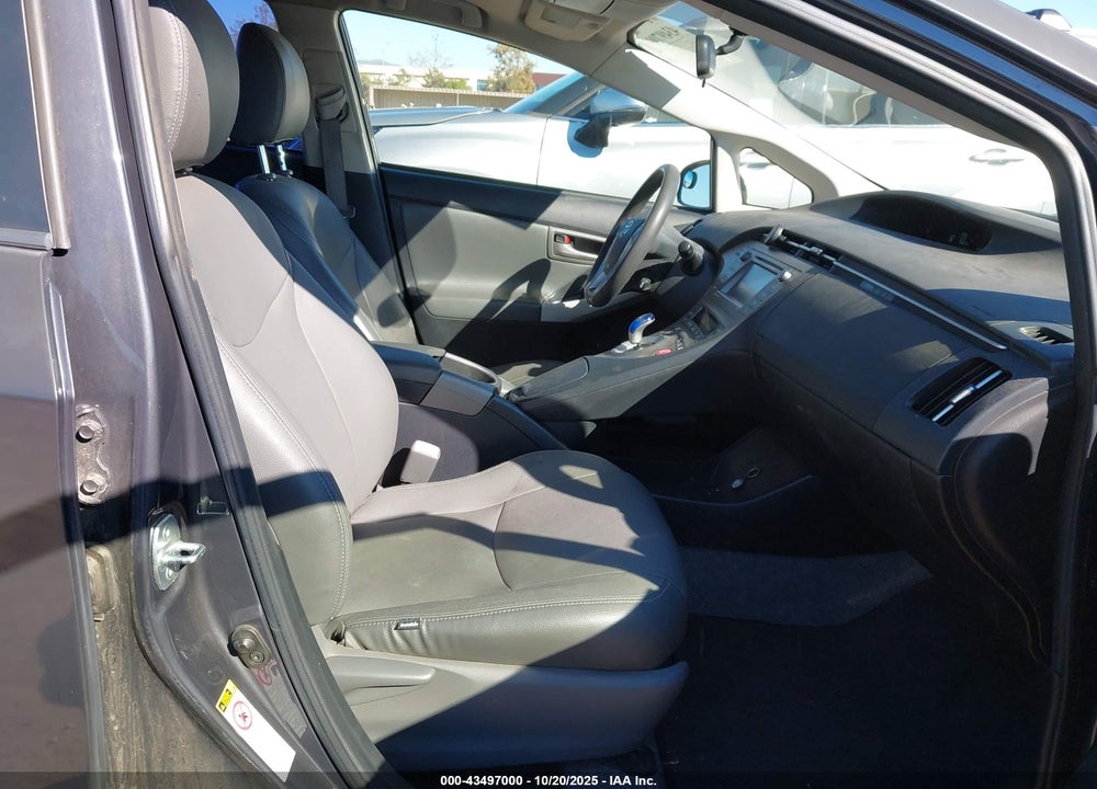 2013 TOYOTA PRIUS THREE VIN: JTDKN3DU9D5602977