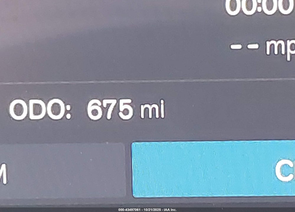 2025 VOLVO XC40 VIN: YV4L12UJXS2598076