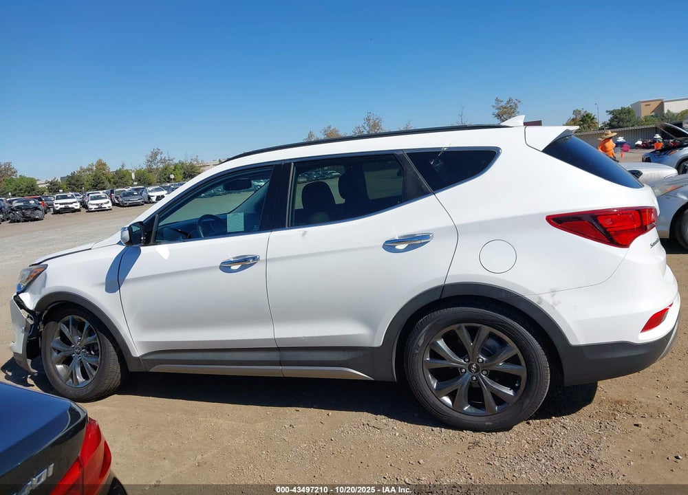 2017 HYUNDAI SANTA FE VIN: 5XYZW4LA6HG416240