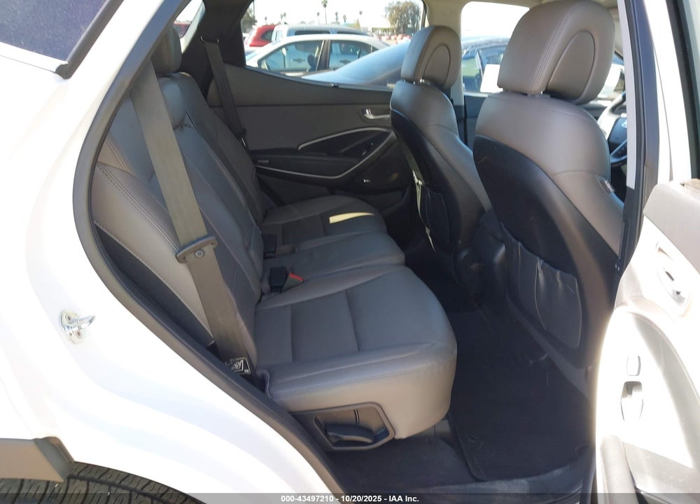 2017 HYUNDAI SANTA FE VIN: 5XYZW4LA6HG416240