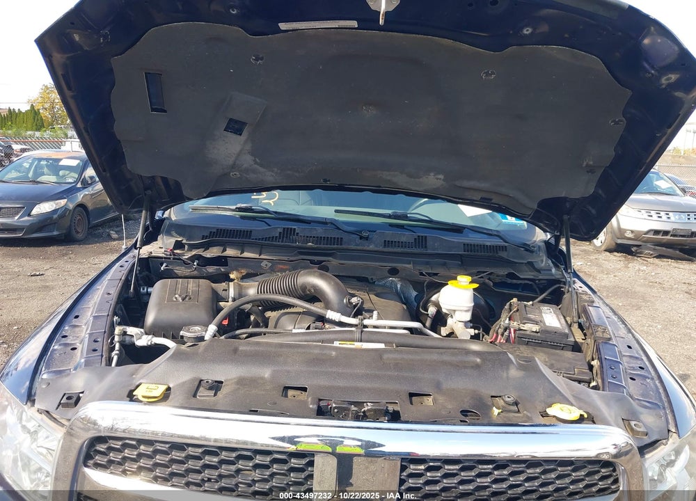 2015 RAM 1500 VIN: 1C6RR7GT2FS543277