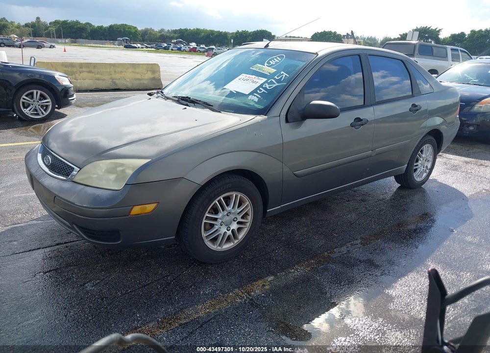 2005 FORD FOCUS ZX4 VIN: 1FAFP34N85W142751
