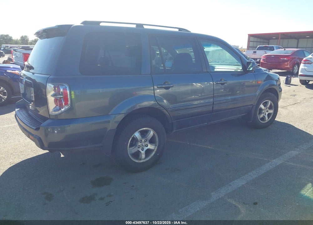 2006 HONDA PILOT EX-L VIN: 5FNYF28506B005285