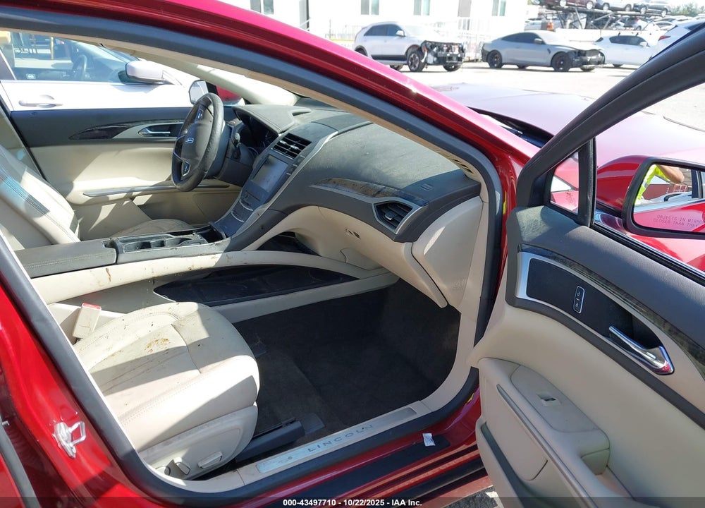 2016 LINCOLN MKZ VIN: 3LN6L2LU6GR612897