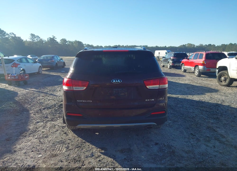 2017 KIA SORENTO 3.3L EX VIN: 5XYPH4A56HG236957