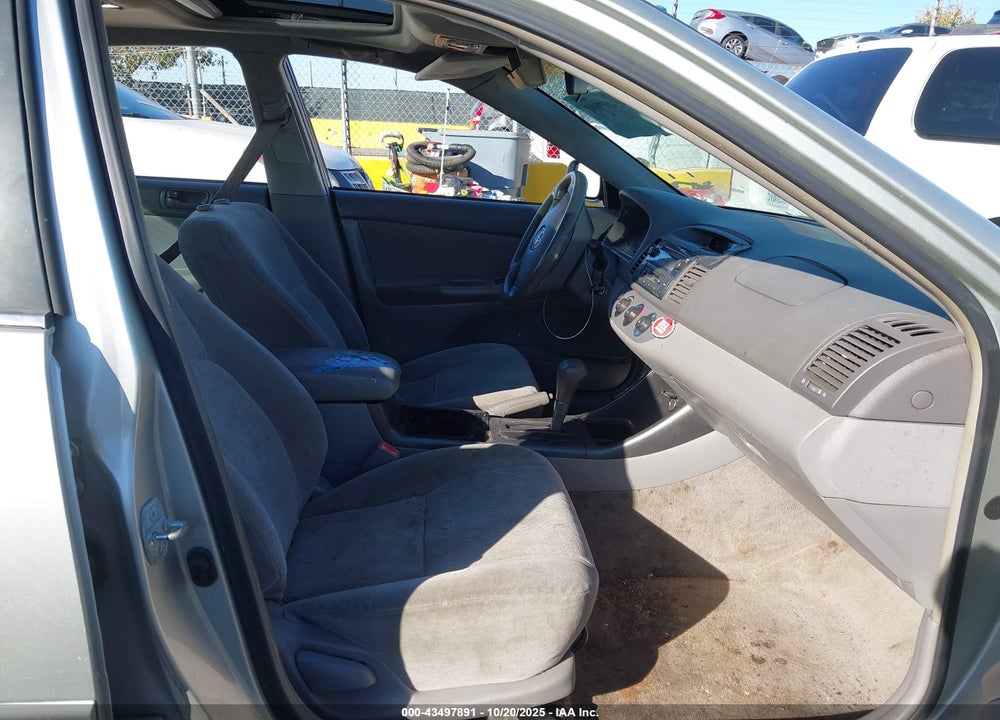 2002 TOYOTA CAMRY LE VIN: JTDBE32K820112980