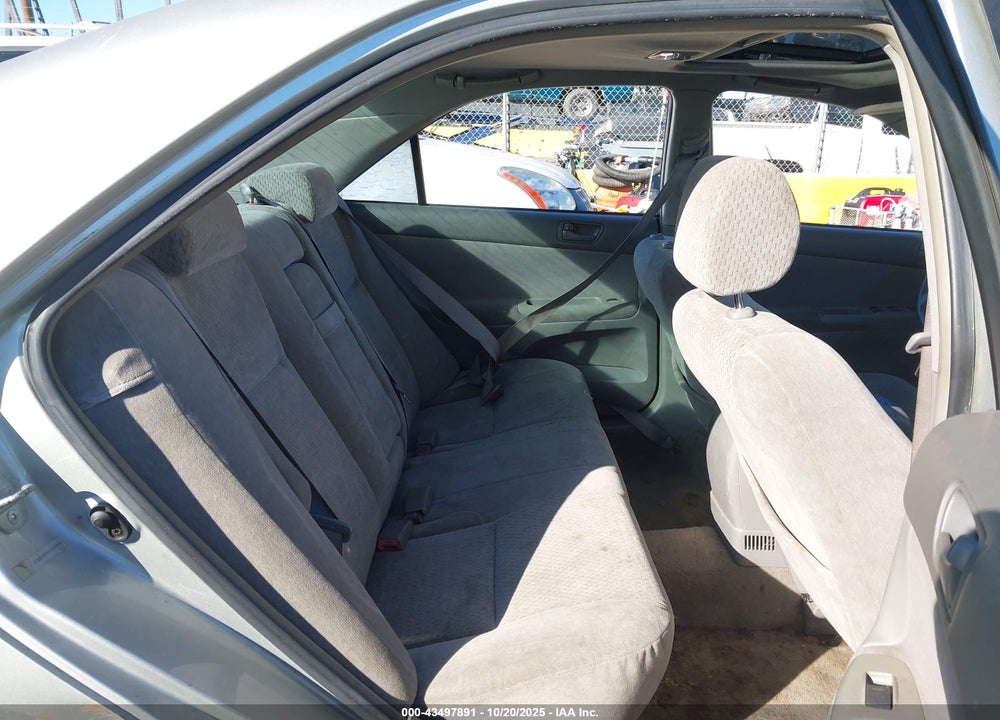 2002 TOYOTA CAMRY LE VIN: JTDBE32K820112980