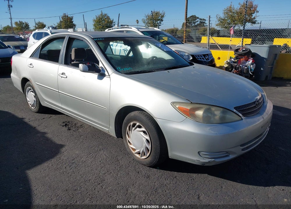 2002 TOYOTA CAMRY LE VIN: JTDBE32K820112980