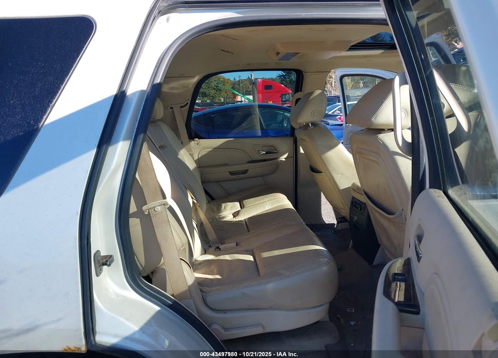 2008 CADILLAC ESCALADE STANDARD VIN: 1GYFK63878R131209