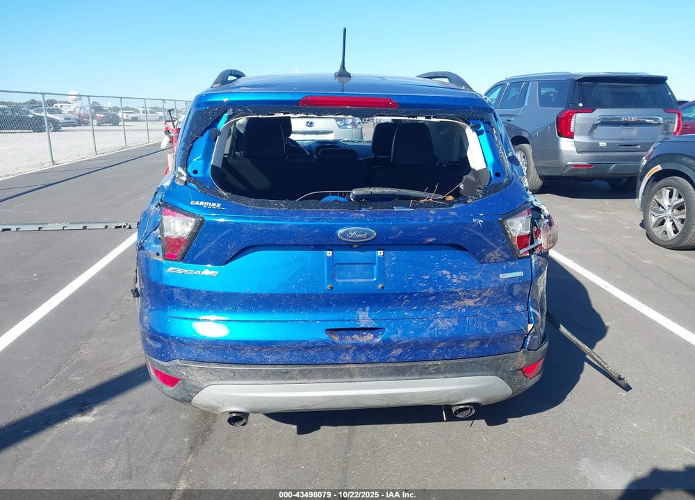 2018 FORD ESCAPE VIN: 1FMCU0HD4JUA44310