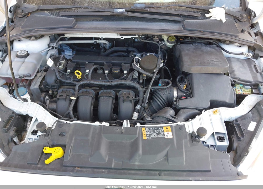 2016 FORD FOCUS SE VIN: 1FADP3K24GL318313