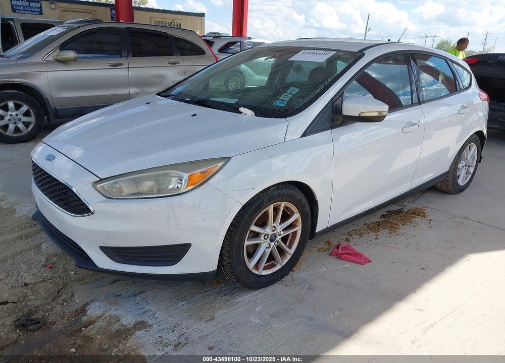 2016 FORD FOCUS SE VIN: 1FADP3K24GL318313