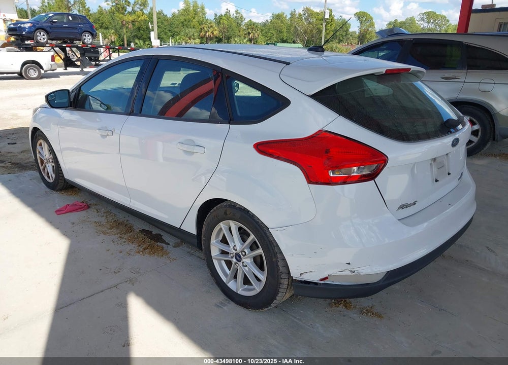 2016 FORD FOCUS SE VIN: 1FADP3K24GL318313