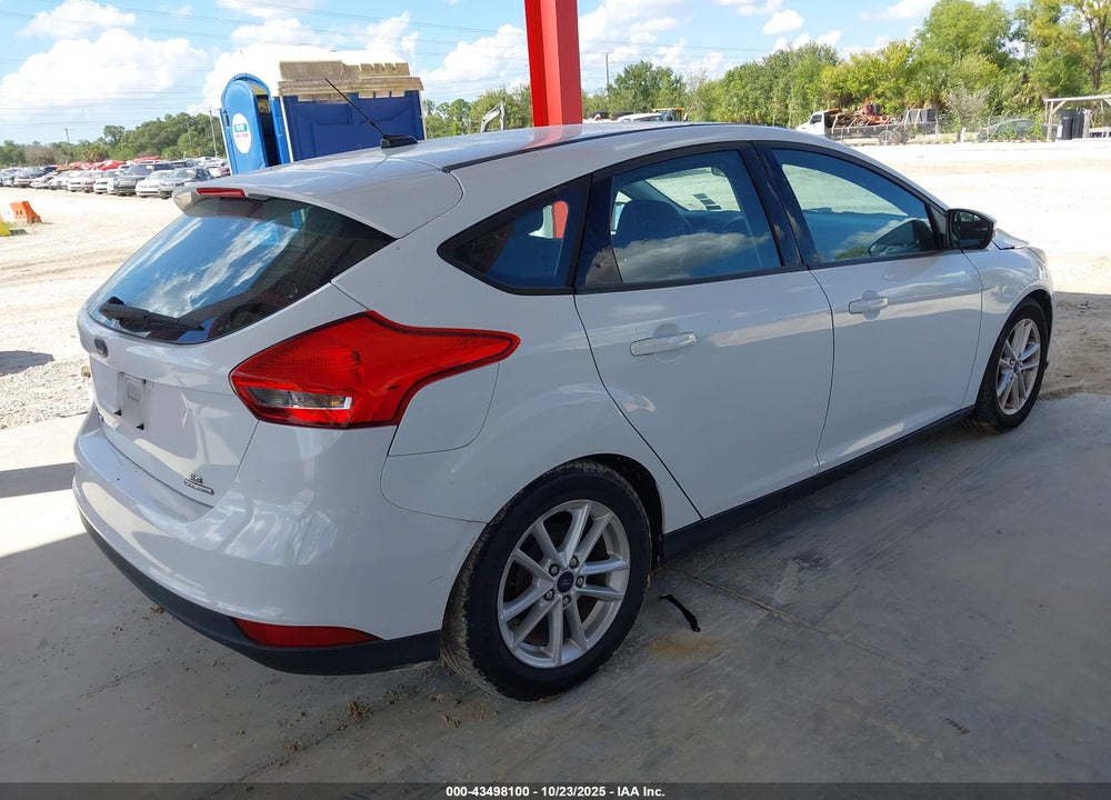 2016 FORD FOCUS SE VIN: 1FADP3K24GL318313