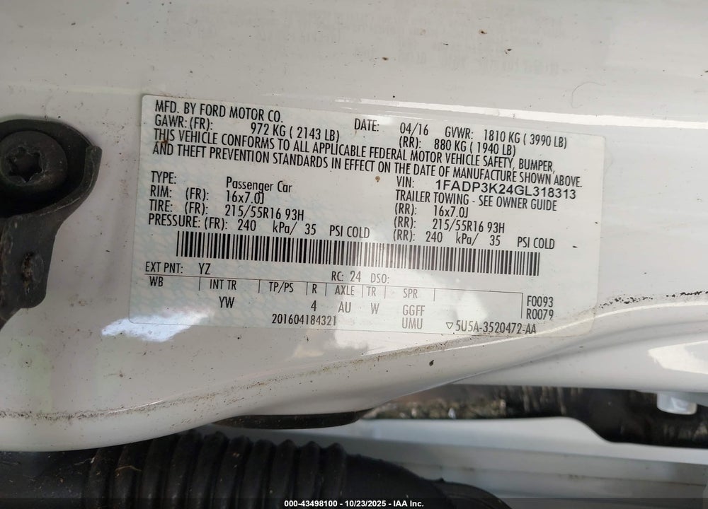 2016 FORD FOCUS SE VIN: 1FADP3K24GL318313