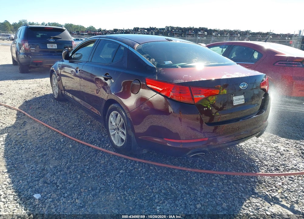 2011 KIA OPTIMA VIN: KNAGM4A77B5130799