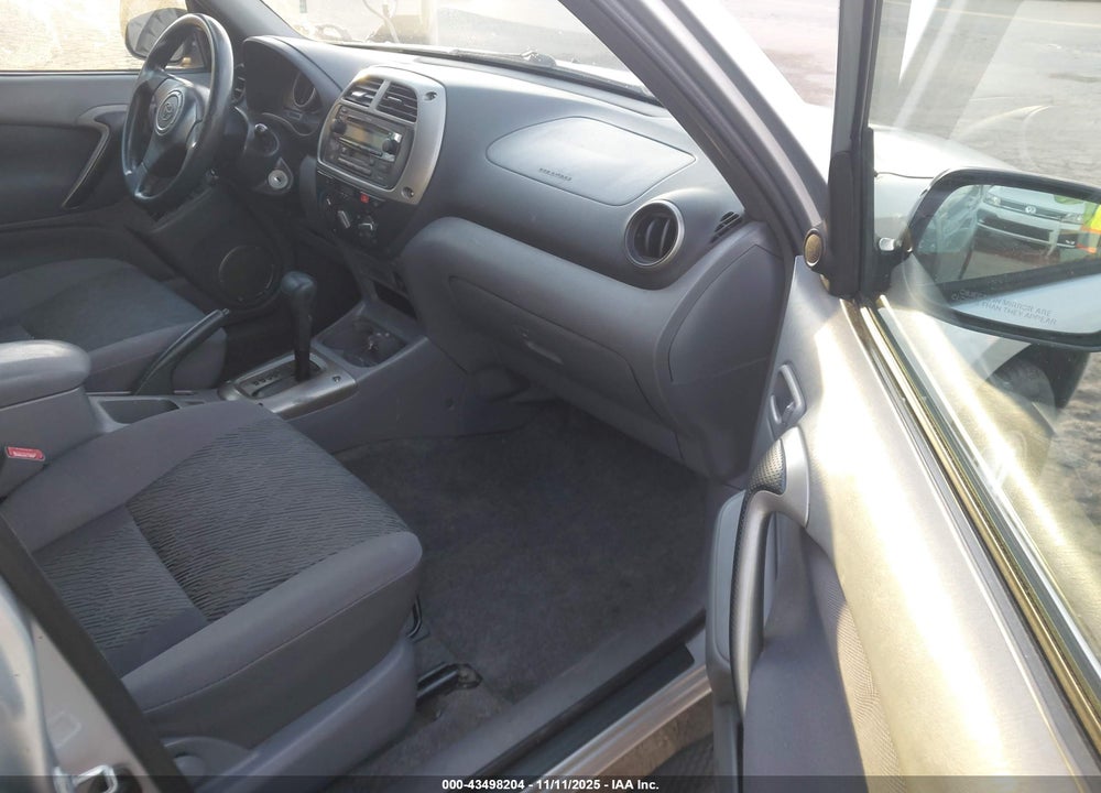 2003 TOYOTA RAV4 VIN: JTEGH20V130106844