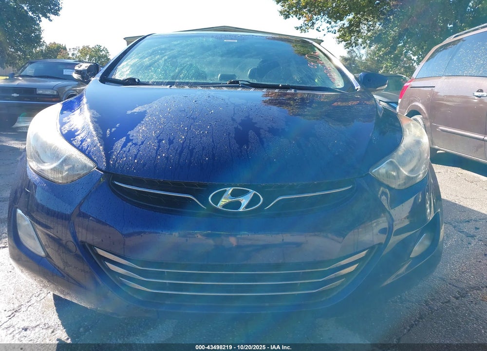 2012 HYUNDAI ELANTRA VIN: 5NPDH4AE9CH093975