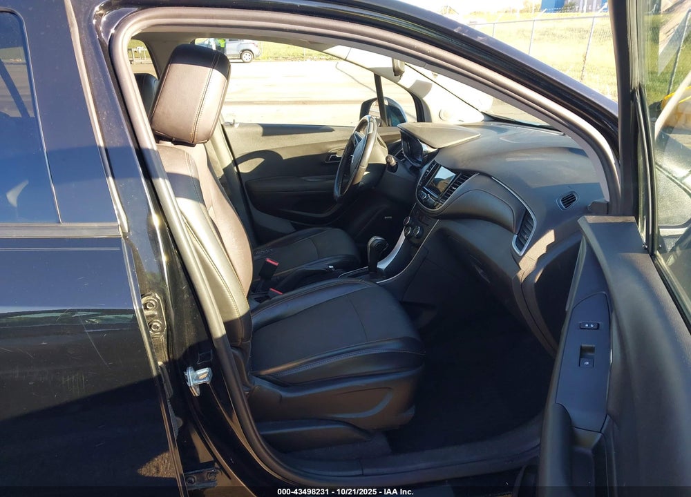 2019 CHEVROLET TRAX VIN: 3GNCJLSB0KL133297