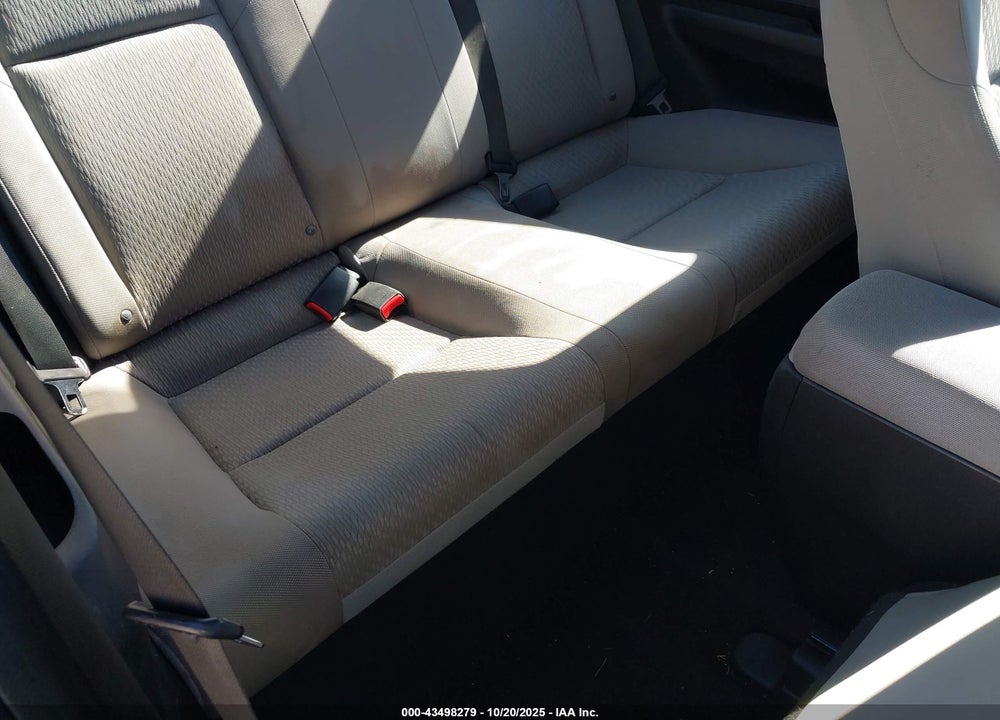 2014 HONDA CIVIC LX VIN: 2HGFG3B58EH500623