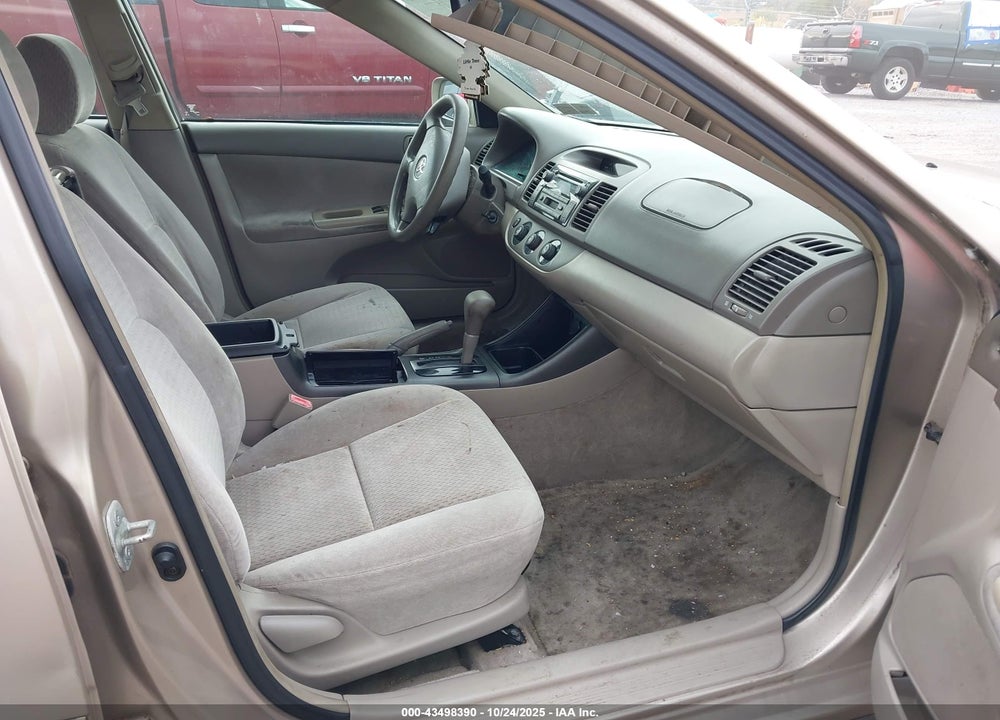 2002 TOYOTA CAMRY VIN: 4T1BE32K92U069870