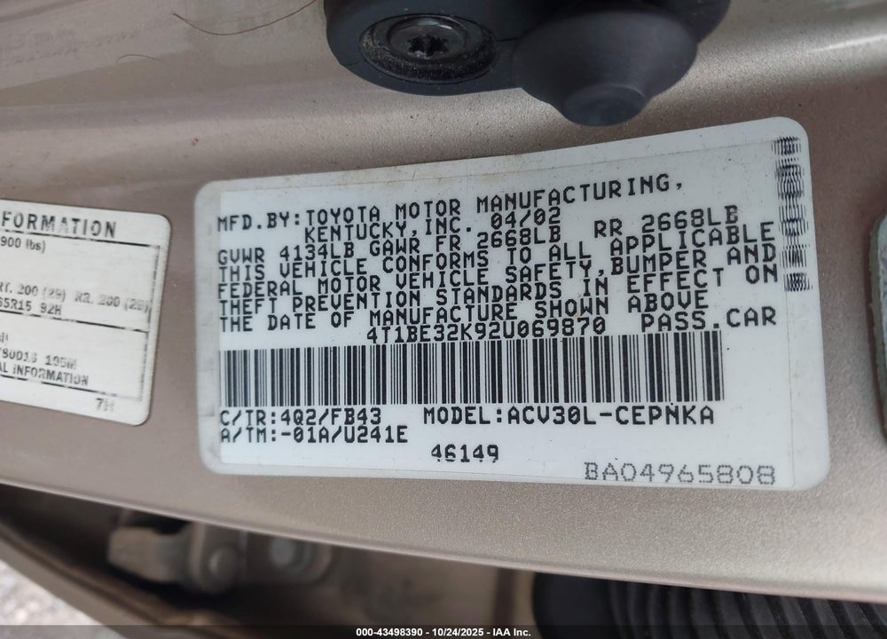 2002 TOYOTA CAMRY VIN: 4T1BE32K92U069870